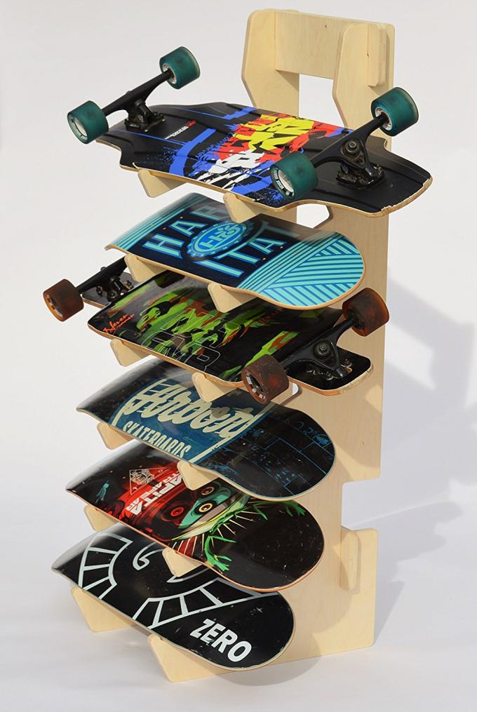 Soporte de exhibición de madera del monopatín de los accesorios de la tienda al por menor de Longboard de la snowboard