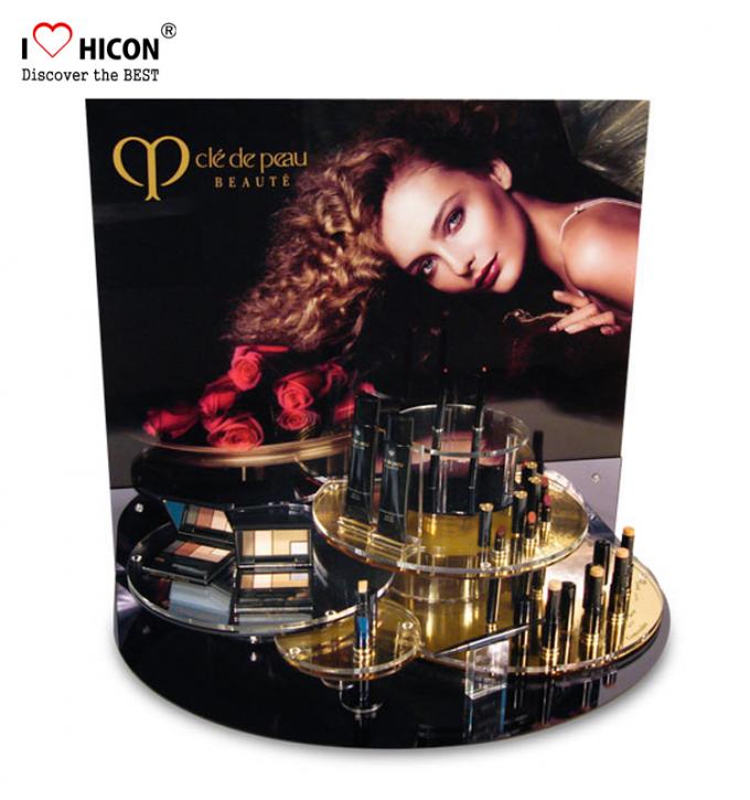 Consiga a atención el soporte de exhibición cosmético de encargo de acrílico MOQ bajo para la tienda de la belleza